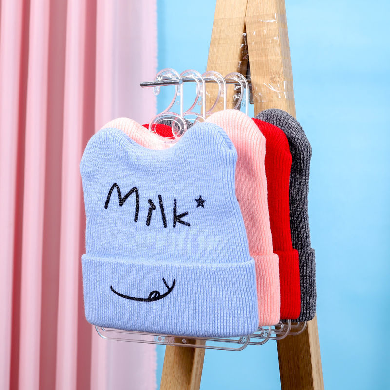 Simple Hat Display Rack Baby C - Baby Clothing Hanging Rack recension och pris